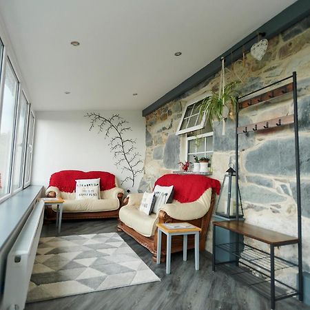 Villa Amazing Coastal & Sunset Views In Eryri Llanllyfni Esterno foto