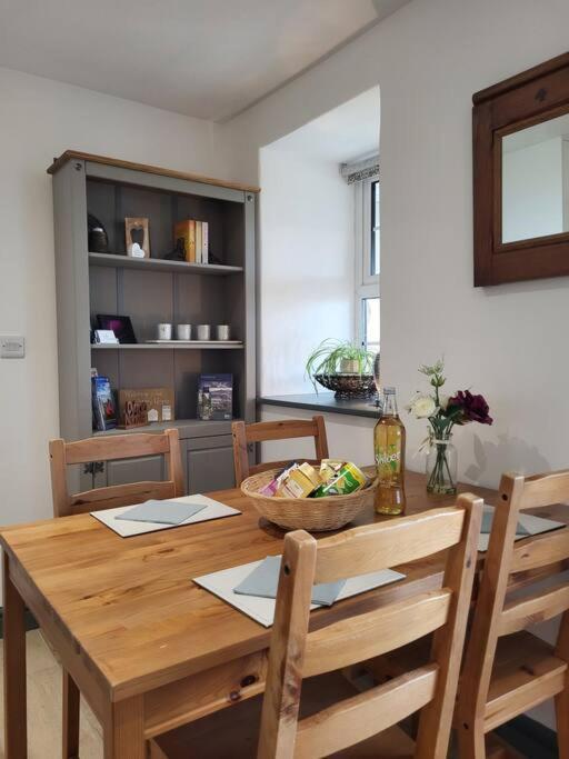 Villa Amazing Coastal & Sunset Views In Eryri Llanllyfni Esterno foto