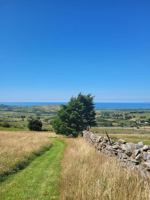 Villa Amazing Coastal & Sunset Views In Eryri Llanllyfni Esterno foto