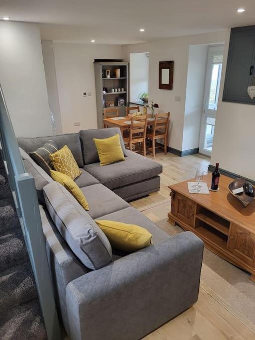 Villa Amazing Coastal & Sunset Views In Eryri Llanllyfni Esterno foto