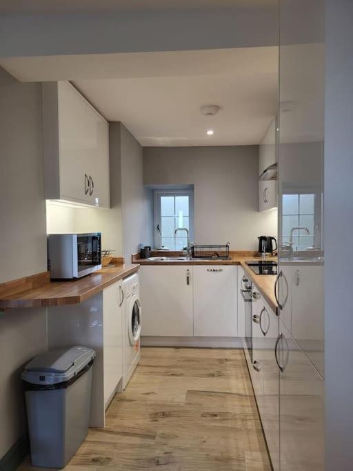Villa Amazing Coastal & Sunset Views In Eryri Llanllyfni Esterno foto