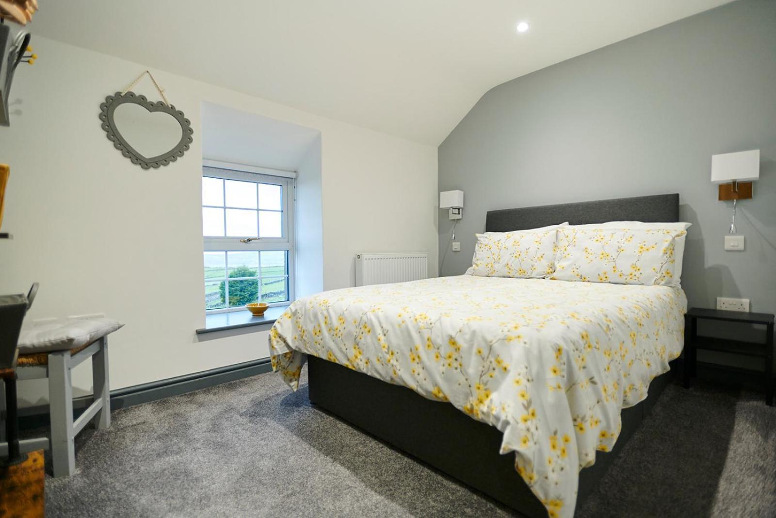 Villa Amazing Coastal & Sunset Views In Eryri Llanllyfni Esterno foto